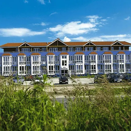 In With A Shared Sauna Apartment *