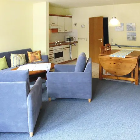 In With A Shared Sauna Apartment